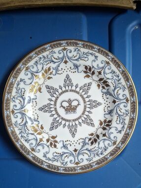 Golden Jubilee Queen Elizabeth II 6 3/4" Plate